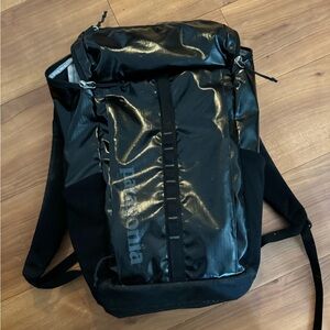 Patagonia black hole backpack 25L